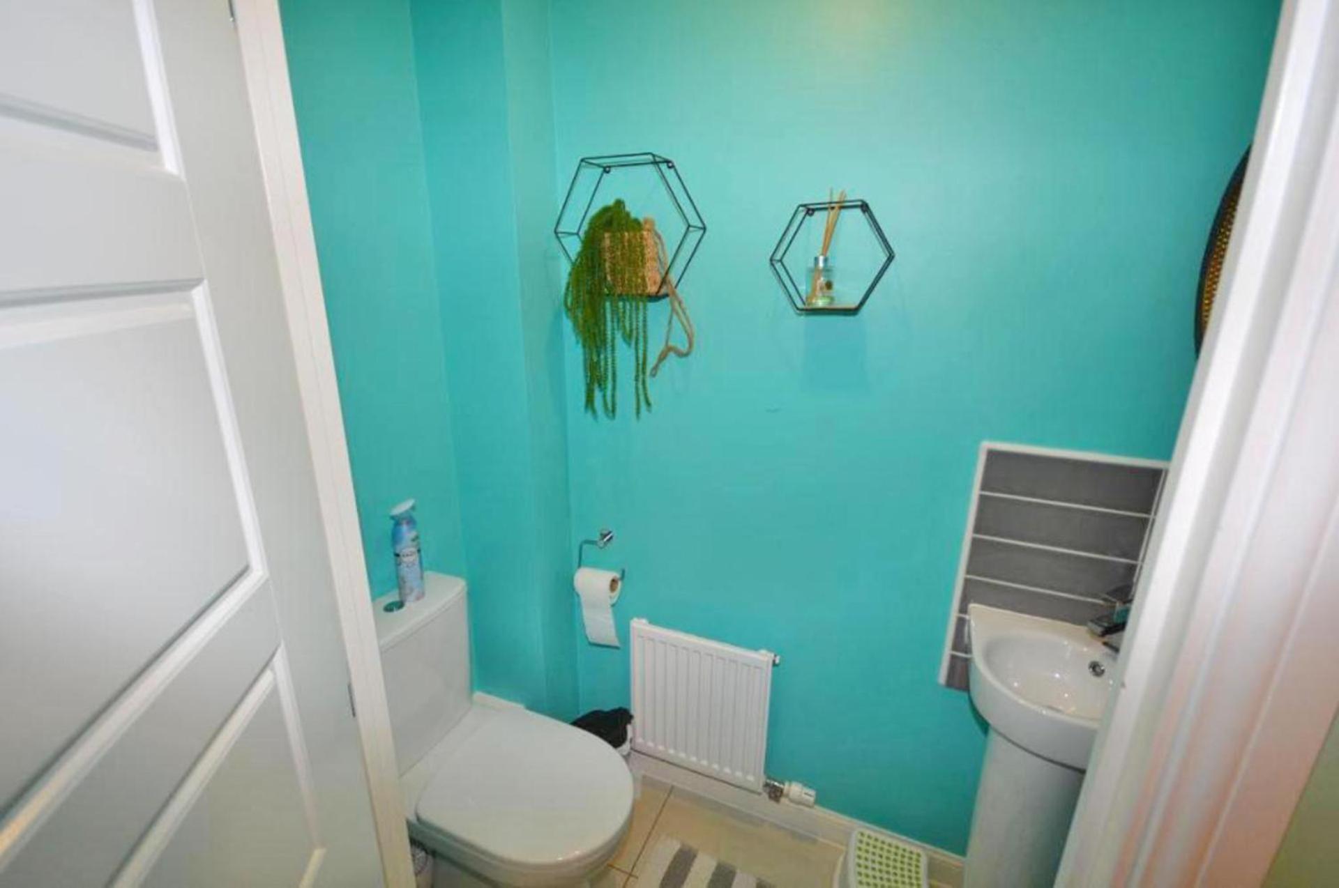 Retreat - 4 Bedroom Luxury House Holiday home *